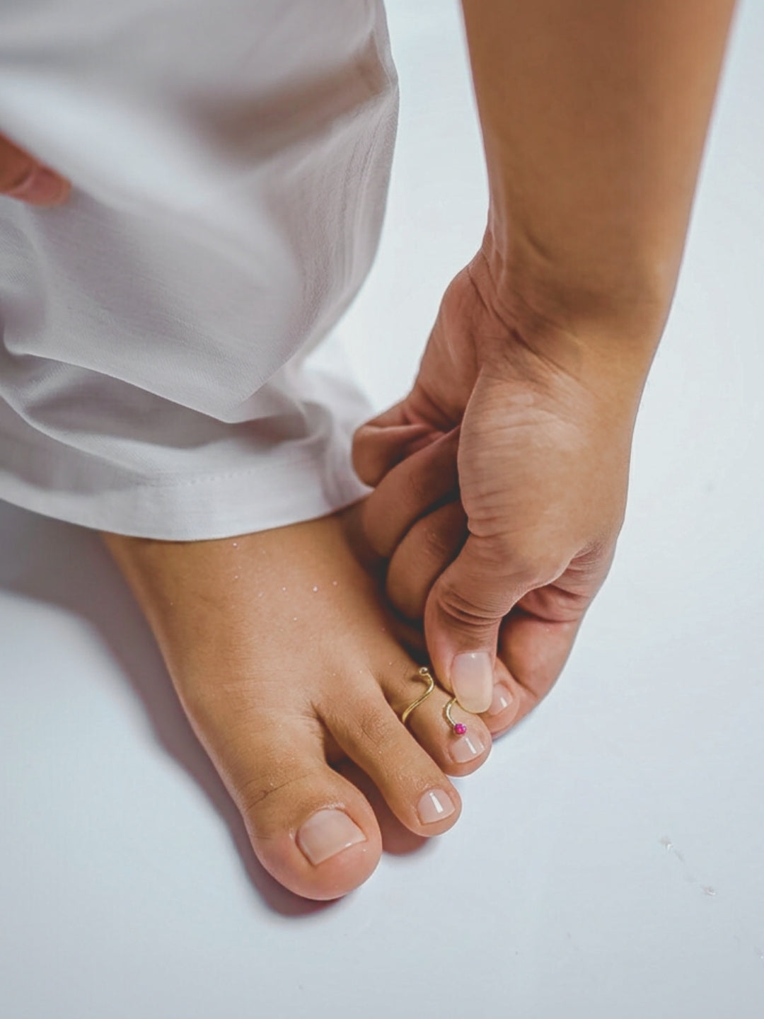 Swirl Toe RIng/Nail Cuff