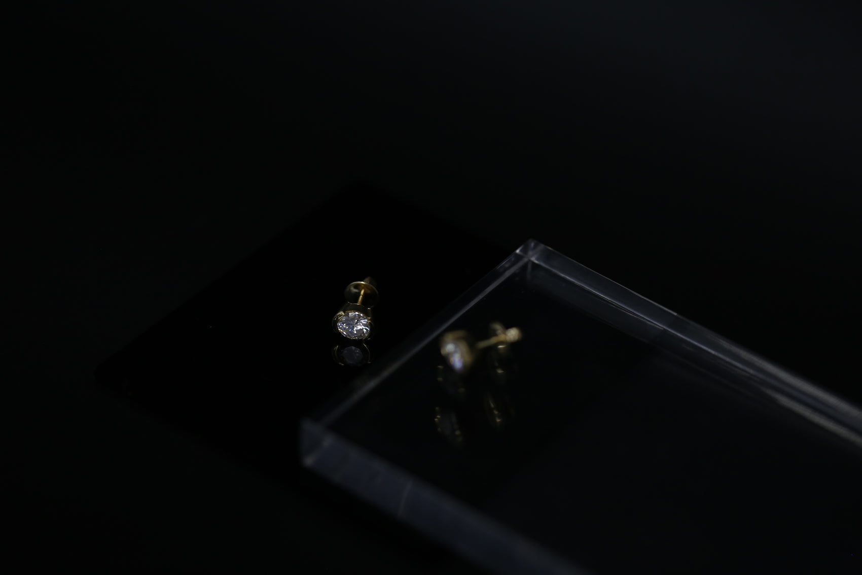 Illusion Studs