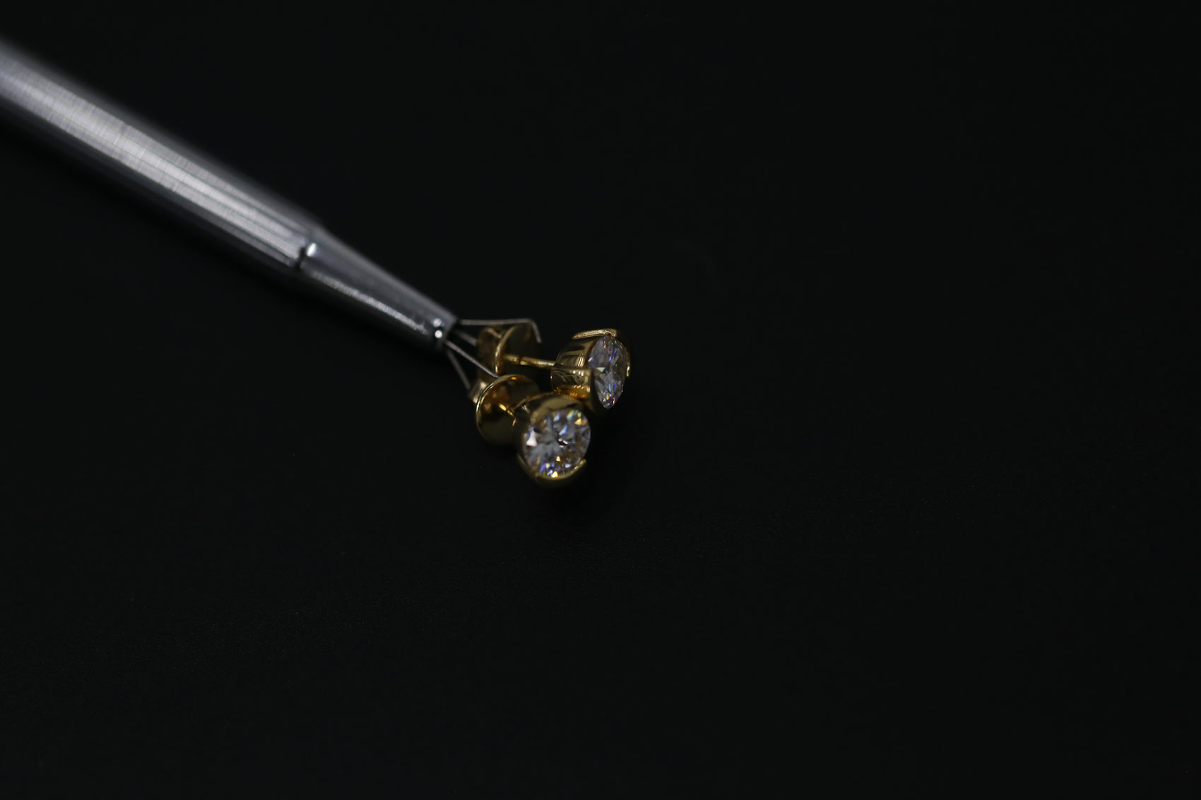 Illusion Studs