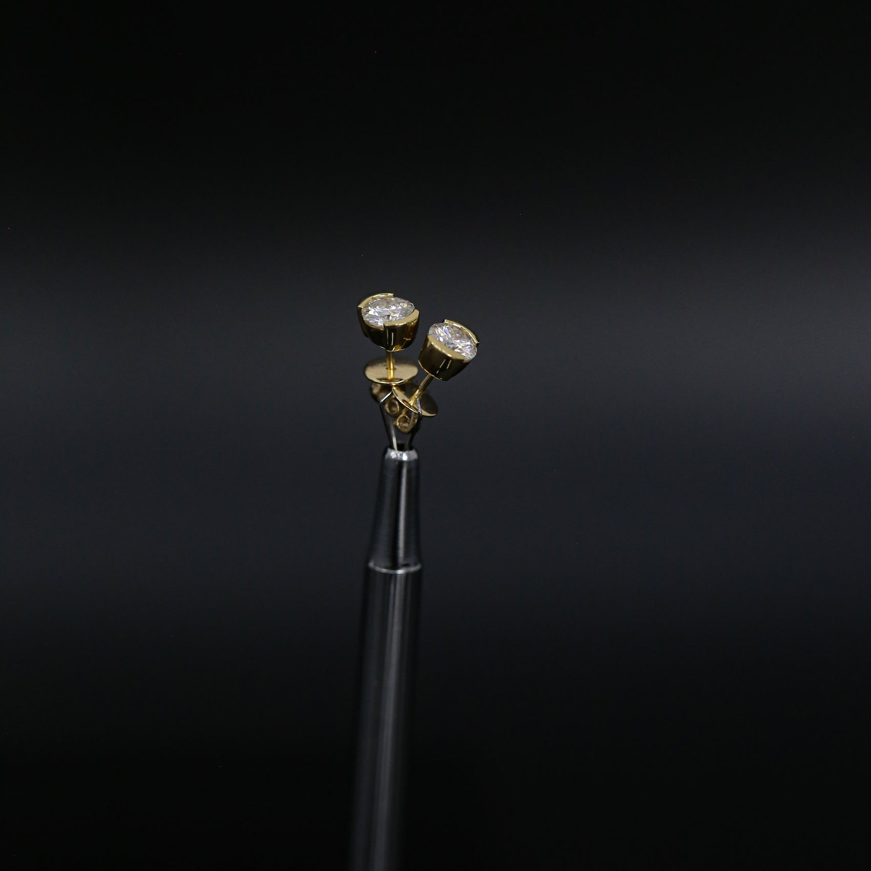 Illusion Studs